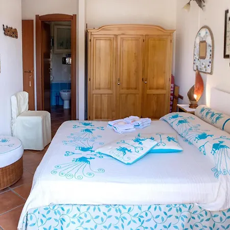 Baia - Seaside Peaceful Luxury With Garden In Sardinia - 300 Mt Beach&sea - Relax, Privacy & Full Comfort