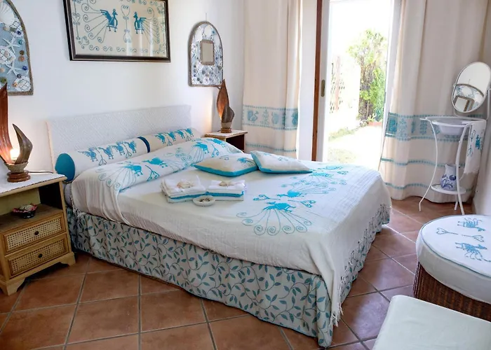 Baia - Seaside Peaceful Luxury With Garden In Sardinia - 300 Mt Beach&sea - Relax, Privacy & Full Comfort Torre dei Corsari