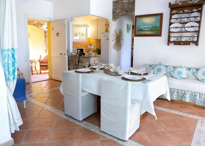 Baia - Seaside Peaceful Luxury With Garden In Sardinia - 300 Mt Beach&sea - Relax, Privacy & Full Comfort *