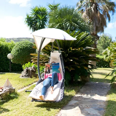 Baia - Seaside Peaceful Luxury With Garden In Sardinia - 300 Mt Beach&sea - Relax, Privacy & Full Comfort فيلة