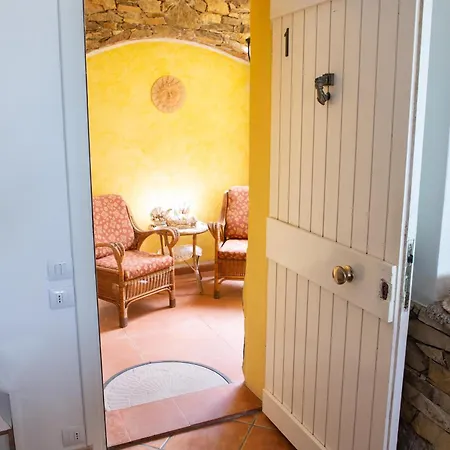 Baia - Seaside Peaceful Luxury With Garden In Sardinia - 300 Mt Beach&sea - Relax, Privacy & Full Comfort Torre Dei Corsari