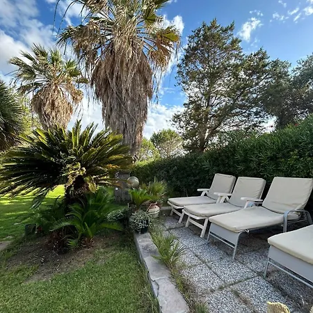 Baia - Seaside Peaceful Luxury With Garden In Sardinia - 300 Mt Beach&sea - Relax, Privacy & Full Comfort * Torre Dei Corsari