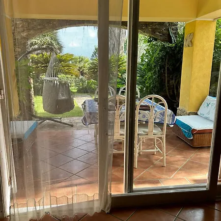 Villa Baia - Seaside Peaceful Luxury With Garden In Sardinia - 300 Mt Beach&sea - Relax, Privacy & Full Comfort