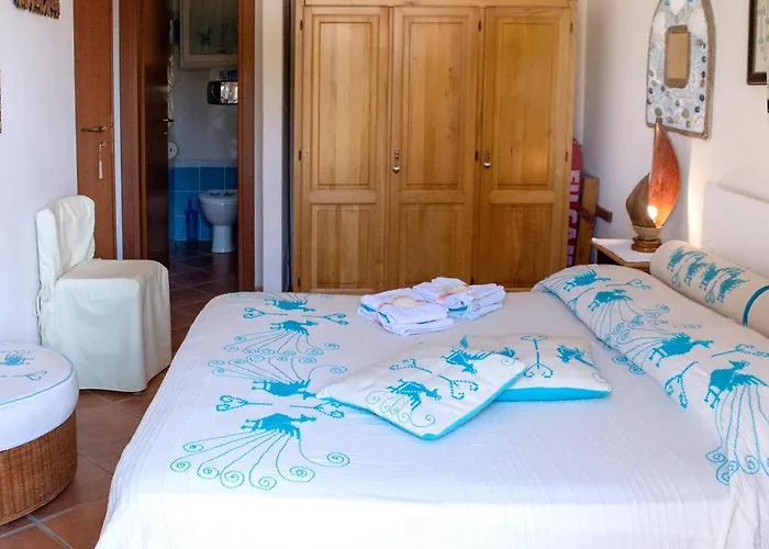 Baia - Seaside Peaceful Luxury With Garden In Sardinia - 300 Mt Beach&sea - Relax, Privacy & Full Comfort