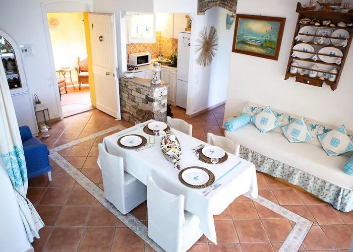 Baia - Seaside Peaceful Luxury With Garden In Sardinia - 300 Mt Beach&sea - Relax, Privacy & Full Comfort Willa Torre dei Corsari