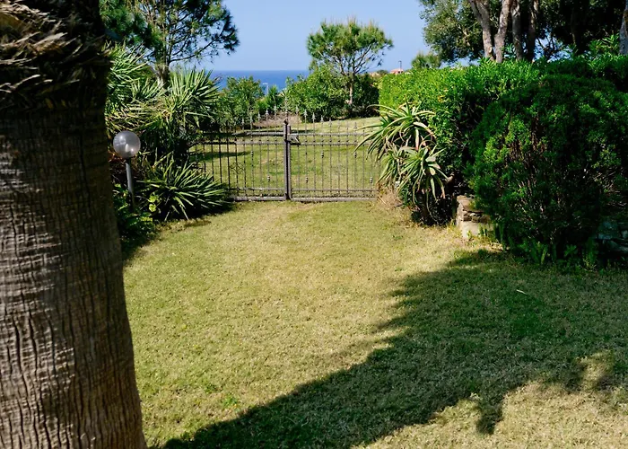 Baia - Seaside Peaceful Luxury With Garden In Sardinia - 300 Mt Beach&sea - Relax, Privacy & Full Comfort Willa
