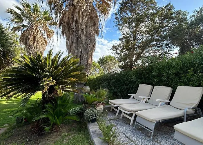 Baia - Seaside Peaceful Luxury With Garden In Sardinia - 300 Mt Beach&sea - Relax, Privacy & Full Comfort * Torre dei Corsari
