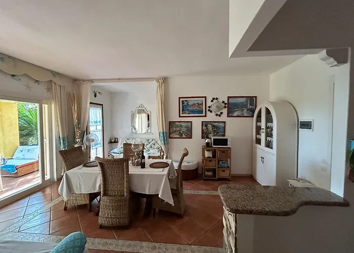 Willa Baia - Seaside Peaceful Luxury With Garden In Sardinia - 300 Mt Beach&sea - Relax, Privacy & Full Comfort Torre dei Corsari