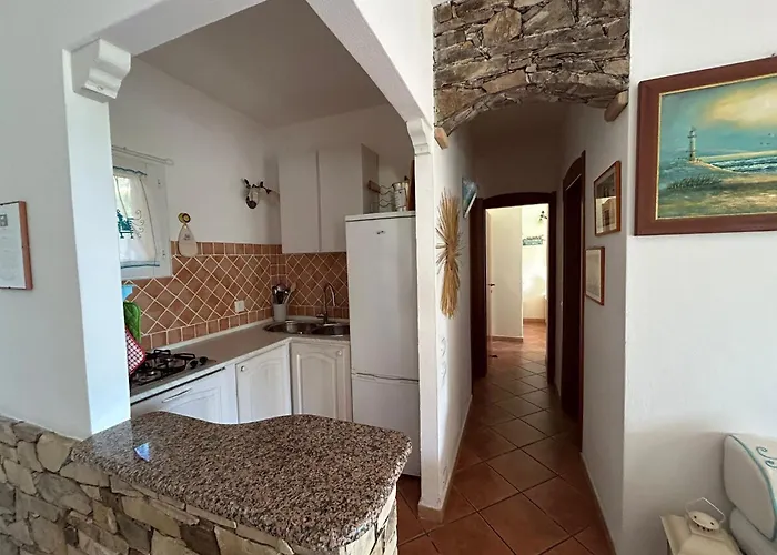 Baia - Seaside Peaceful Luxury With Garden In Sardinia - 300 Mt Beach&sea - Relax, Privacy & Full Comfort Willa Torre dei Corsari